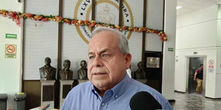 Peralta Fócil niega ser el candidato de línea para dirigir el OSFE