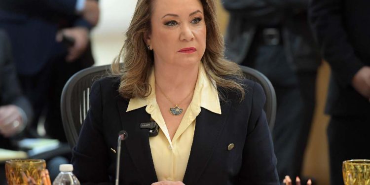 Yasmín Esquivel Mossa gana juicio sobre su tesis tras presunto plagio