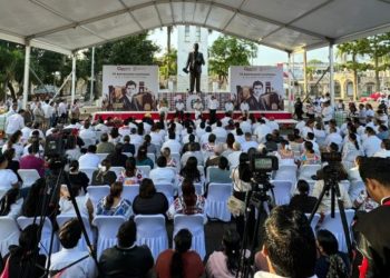 Quintana Roo y Yucatán participaron en el aniversario luctuoso de Don Felipe Carrillo Puerto a 101 años de su asesinato