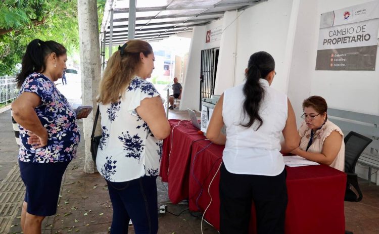 Gobierno de Benito Juaréz mantiene módulo de catastro en Palacio Municipal