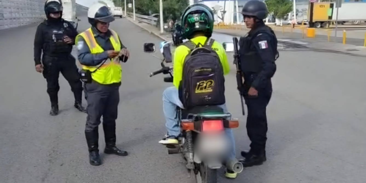 Teapa inicia operativo de supervisión a motos