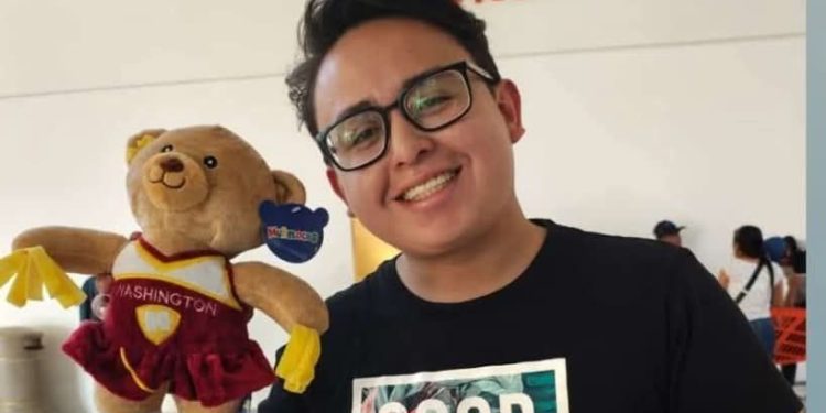 Estudiante de la UJAT desaparece en Comalcalco; solicitan apoyo para localizarlo