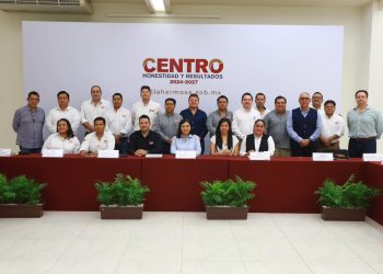 Yolanda Osuna refuerza trabajo con CMIC y destaca inversión en obra pública
