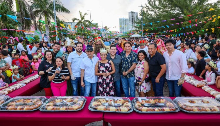 Con motivo de reforzar los lazos familiares y preservar las costumbres mexicanas Gobierno de BJ celebra el día de Reyes con la «Rosca más grande» en Cancún