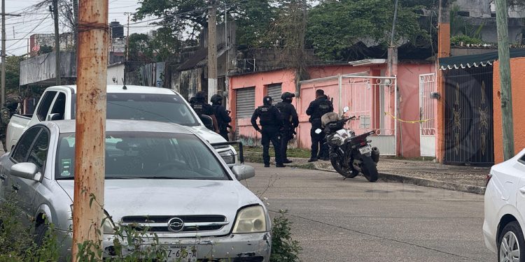 Encuentran a mujer sin vida durante una persecución en Minatitlán, Veracruz