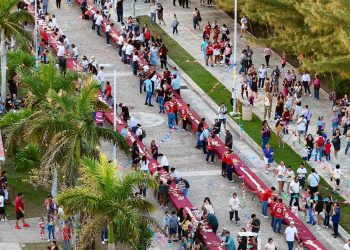 Con motivo de reforzar los lazos familiares y preservar las costumbres mexicanas Gobierno de BJ celebra el día de Reyes con la «Rosca más grande» en Cancún