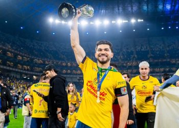 Nominan al delatero de las Águilas del América Henry Martín entre uno de los mejores futbolistas del continente
