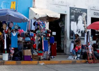 Ayuntamiento de Mérida anunció que no otorgará nuevos permisos para la venta en la vía pública