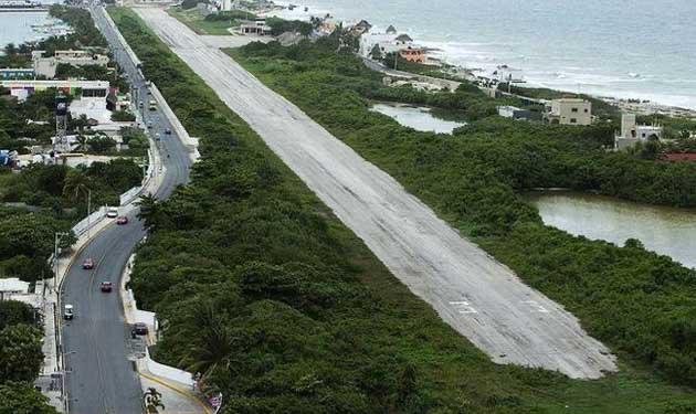 ATENEA GÓMEZ, LICHA RICALDE Y LEY DESPOJO COBRAN SU PRIMERA VÍCTIMA: EL AERÓDROMO DE ISLA MUJERES  #corrupcion #leydespojo