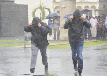 Prevén lluvias fuertes y vientos de hasta 40 km/h este fin de semana en Tabasco