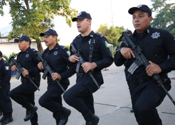 Policías estatales recibirán aumento salarial en esta quincena: Javier May