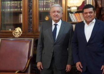 Javier May descarta nombrar espacios públicos en honor a AMLO