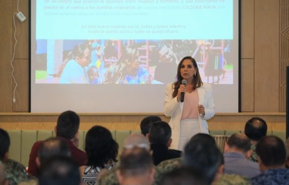 Imparte Mara Lezama Conferencia de la estrategia de Construcción de Paz a Generales y Coroneles de la Maestría en Seguridad Nacional