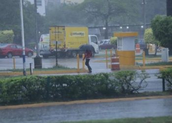 Prevé Conagua lluvias de hasta 50 mm en Tabasco por frente frío 21