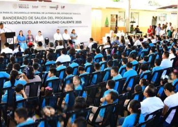 Gobernador Javier May da inicio al programa de desayunos escolares en Tabasco