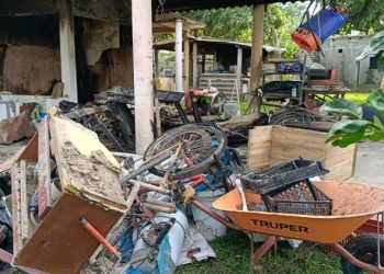 Incendio en Cunduacán provocado por pirotecnia: familia ilesa, perro quemado