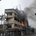 Incendio en edificio abandonado frente al malecón de Villahermosa