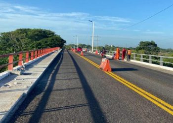 Javier May supervisa obras complementarias del puente Grijalva II antes de su inauguración