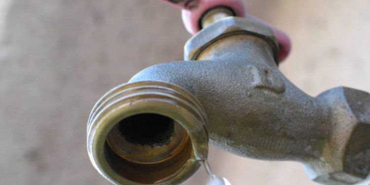 CEAS suspende servicio de agua en Paraíso por trabajos de reposición de línea