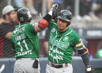 «¡En el 2025, vamos por el campeonato!»: May anuncia apoyos para los Olmecas de Tabasco