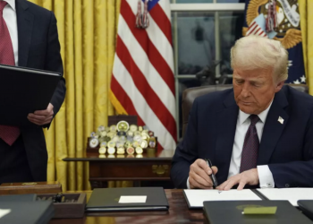 Algunos estados de EU presentan demanda contra Donald Trump que busca eliminar la ciudadanía por nacimiento