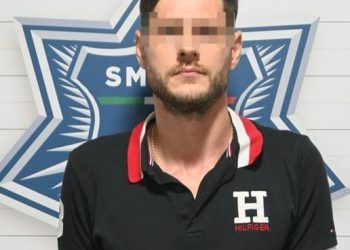 Detienen a ruso por maltrato contra una menor de edad