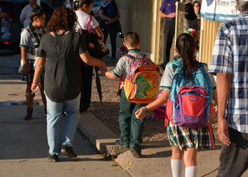 Regresarán 280 mil alumnos de educación básica a clases este 9 de enero: Setab