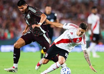 Selección mexicana pierde 2-0 ante River Plate