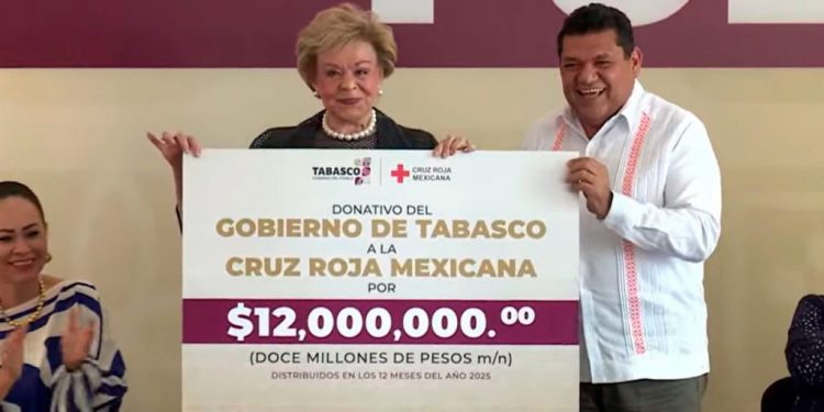 El Gobierno de Tabasco duplica apoyo a la Cruz Roja y entrega vale por 12 millones de pesos