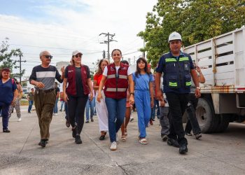 Trabaja Ana Paty Peralta trabajos de renovación de red de drenaje