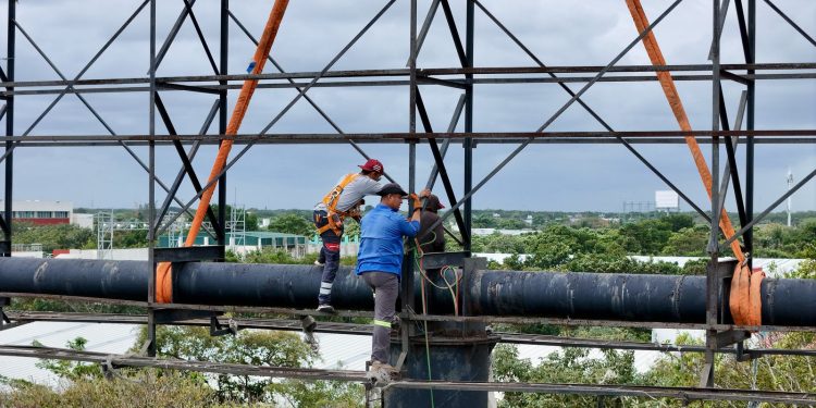 Retira gobierno de BJ espectacular en la smz 98