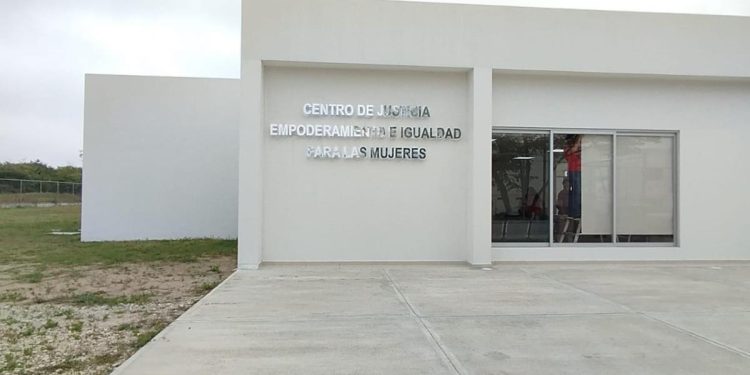 Centro de Justicia y IEAT impulsan educación para mujeres en Tabasco