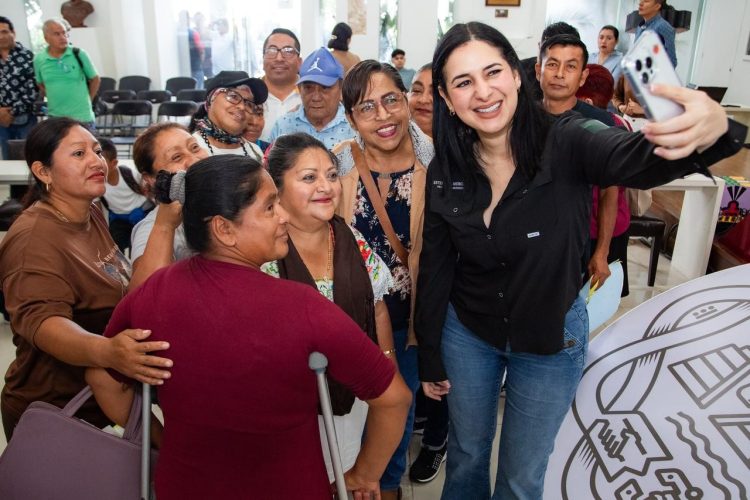 El Cabildo aprueba el acuerdo para remitir a la XVIII Legislatura del Congreso del Estado la iniciativa de decreto para cambiar el nombre del municipio de Solidaridad por Playa del Carmen