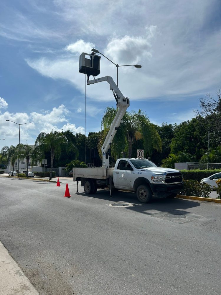 Playa del Carmen brilla más que nunca con calles mejor iluminadas: Estefanía Mercado