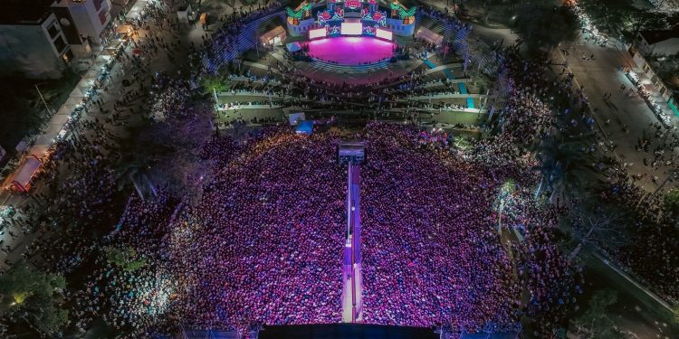 Más de 20 mil personas vibraron con Jesse & Joy en el carnaval de Playa del Carmen
