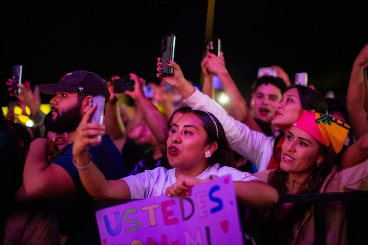 Más de 20 mil personas vibraron con Jesse & Joy en el carnaval de Playa del Carmen