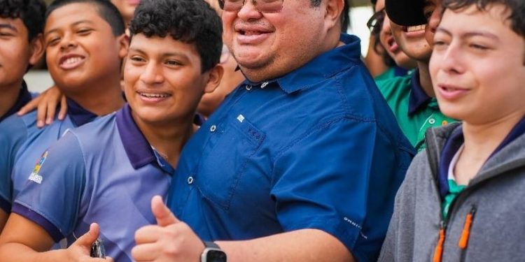 El Borgista José Luis Chacón, borracho de poder y ambición, tiende una red de corrupción operadas por verdes-expriistas para saquear las arcas municipales