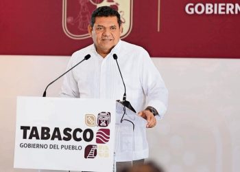 Javier May entre los primeros 10 gobernadores mejores evaluados en México