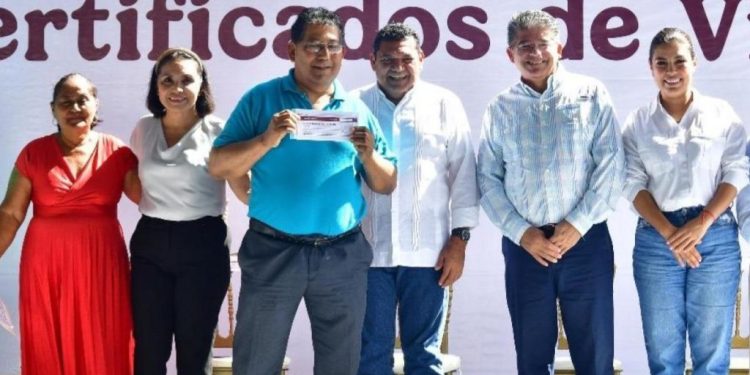 Avance del 97% en la entrega de tarjetas para pensiones de hombres de 63 y 64 años en Tabasco
