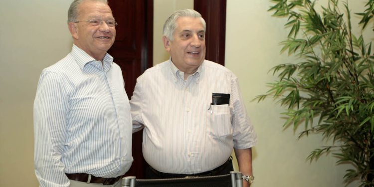 Contratación de crédito será para refinanciar deuda heredada por Granier y Núñez, insiste May