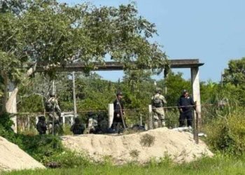 Hallan restos humanos en el Periférico de Nacajuca; dejan mensaje de amenaza