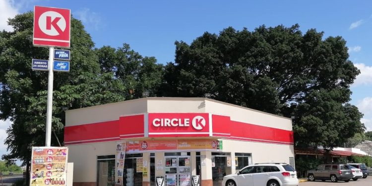 Disparan contra tienda Circle K de Río Viejo en Centro