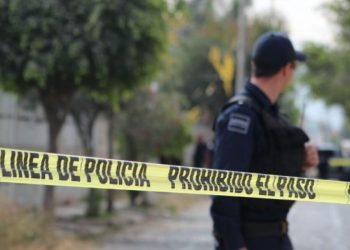Investigan presunta participación de taxista en ataque a policías en Tabasco