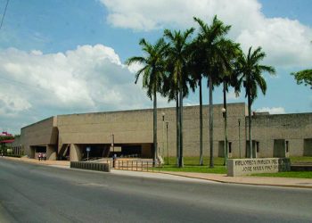 Biblioteca Pino Suárez requiere 1.5 mdp para impermeabilización