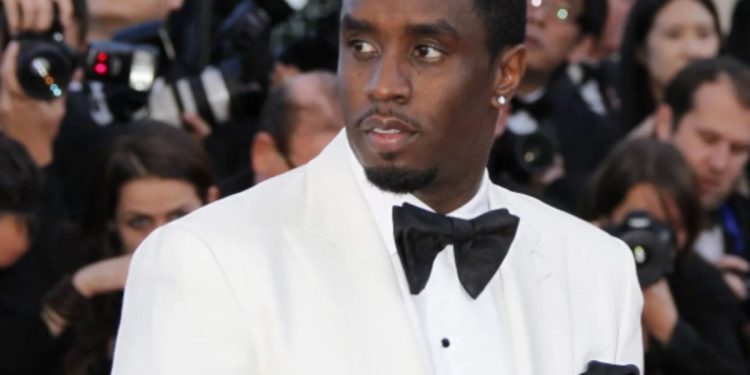 ‘Diddy’ Combs es hospitalizado por problemas en la rodilla