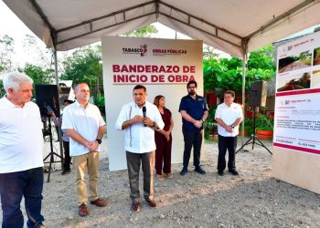 Adelanta May proyecto para rehabilitación de acceso carretero a San Manuel, Huimanguillo