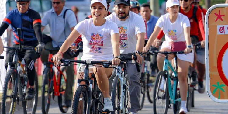 MILES DE FAMILIAS DISFRUTARON DEL SEGUNDO PASEO CANCUNENSE