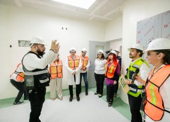 LAYDA SANSORES Y ZOÉ ROBLEDO, SUPERVISAN LAS OBRAS DEL HOSPITAL MATERNO-INFANTIL