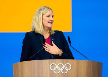 Kirsty Coventry, se convierte en la primera mujer en presindir el Comité Olímpico Internacional