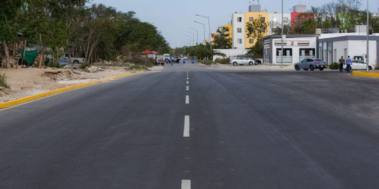 Más de 50 mil habitantes beneficiados con pavimentación de la avenida Constituyentes, en Misión de las Flores: Estefanía Mercado